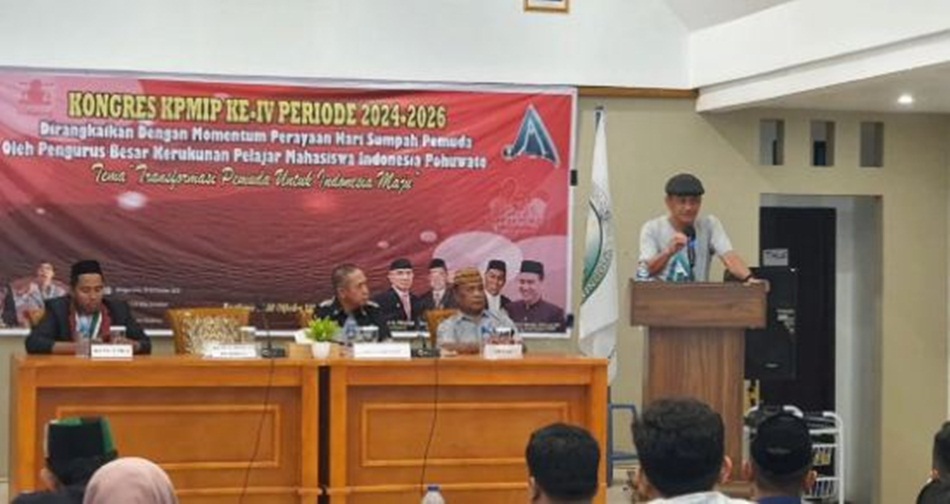Syarif Mbuinga memberikan sambutan pada pembukaan Kongres KPMIP Ke-IV(dok panitia)