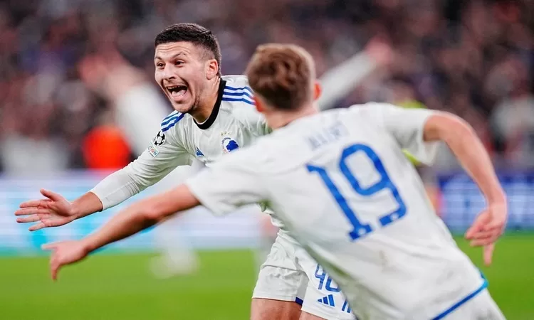 Ronny Bardghji, winger FC Copenhagen jadi pemain termuda yang mencetak gol melawan Manchester United, di usianya yang baru menginjak 17 tahun. (Sumber: Ritzau Scanpix / Reuters)
