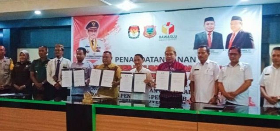Pemerintah Kabupaten (Pemkab) Gorontalo resmi menandatangani Naskah  Perjanjian Hibah Daerah (NPHD) untuk Penyelenggaraan Pemilihan Kepala Daerah  (Pilkada) tahun 2024.(F:hms KPU)