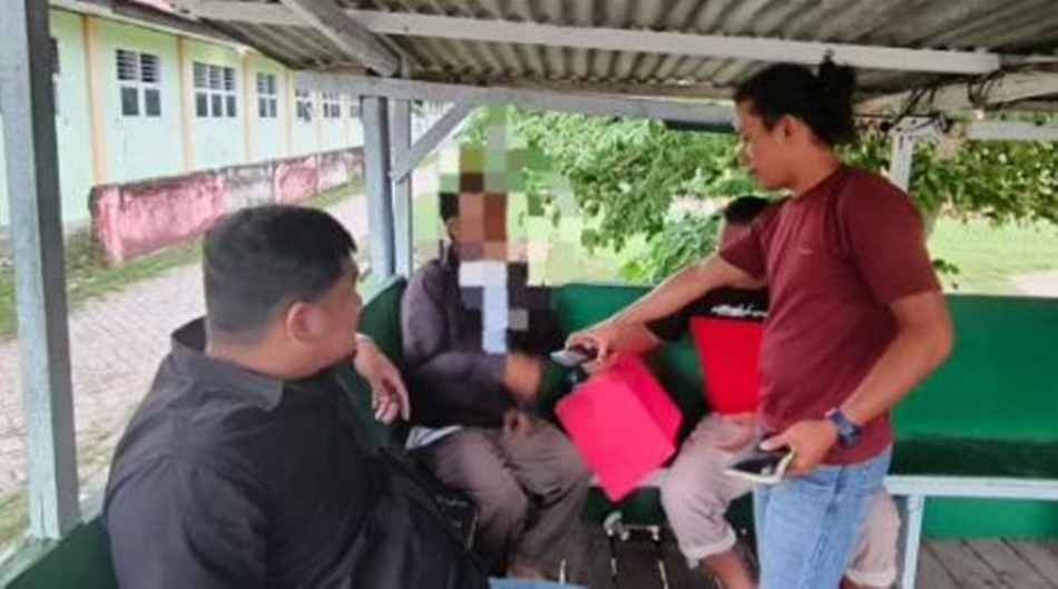 BK diamankan di salah satu lokasi yang ada di kelurahan Heledulaa Selatan Kecamatan  Kota Timur Kota Gorontalo.(hms-pol)