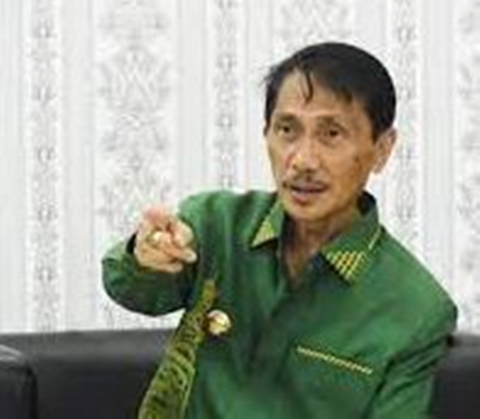 Bupati Gorontalo Nelson Pomalingo akui perseteruannya dengan Wabup Hendra Hemeto, tak berdampak pada kinerja .(F:dok)