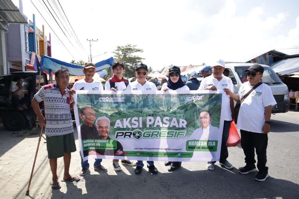Relawan pasangan Capres-Cawapres Ganjar-Mahfud, Progresif Wilayah Gorontalo gelar aksi pasar yang kedua kalinya. (F:dok Progresif)