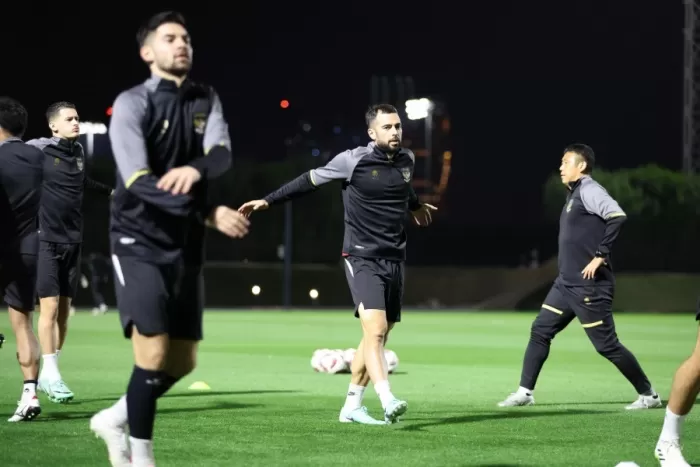 PERSIAPAN TERAKHIR: Timnas Indonesia akan melakoni laga uji coba tertutup menghadapi Iran pada Rabu (10/1) sebagai persiapan terakhir jelang Piala Asia 2023.