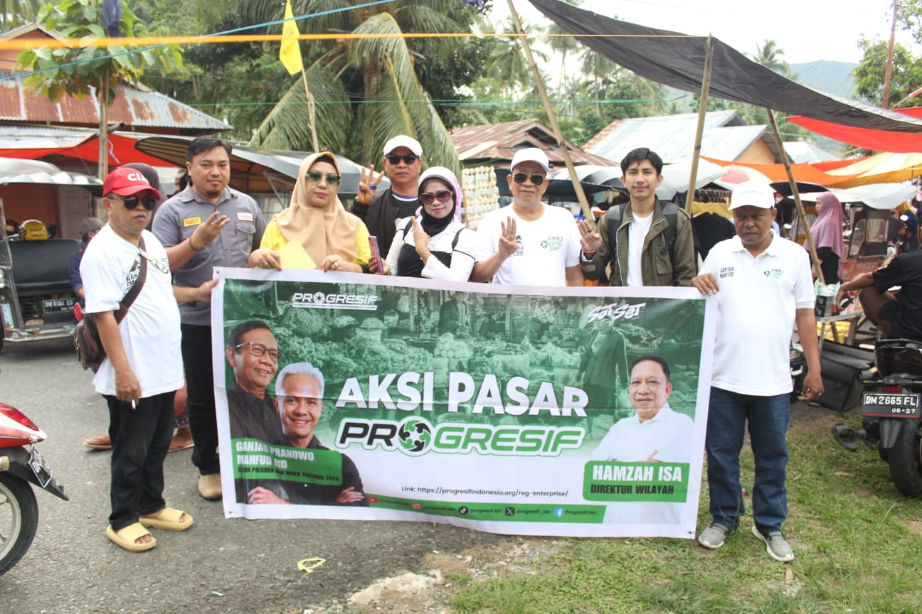 Aksi pasar ke-empat mereka di Pasar sabtu Boludawa Bone Bolango.(F:Dok Progresif)