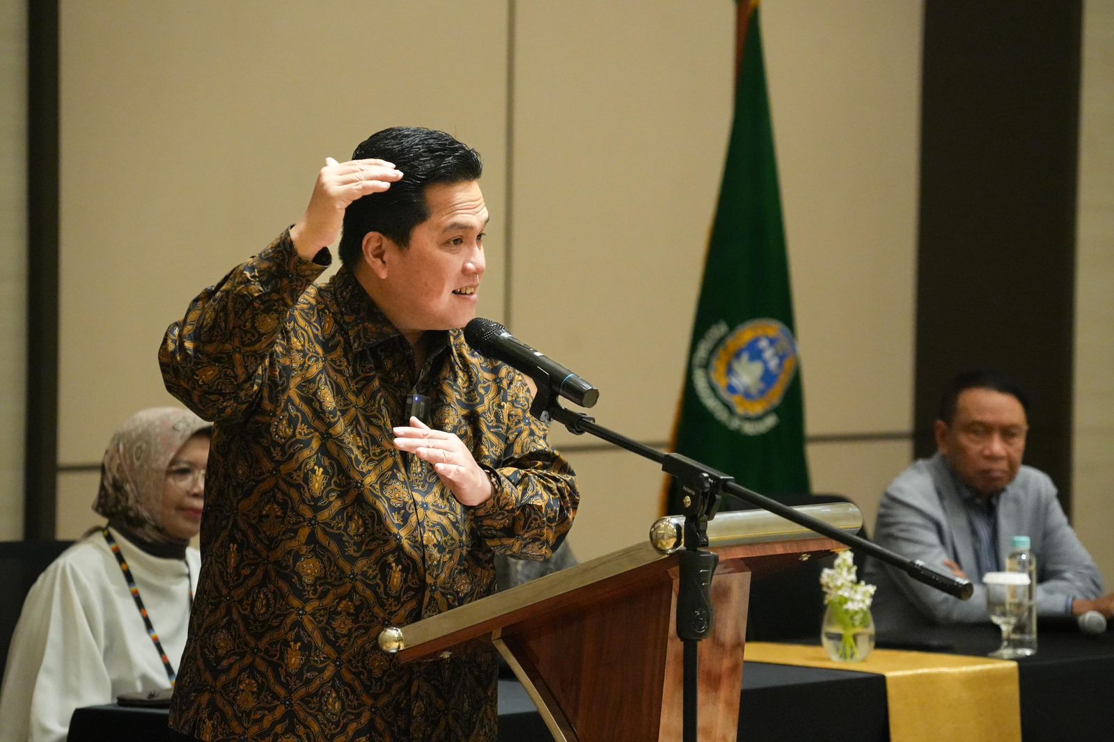 Ketua PSSI Erick Thohir saat MoU PSSI dan RS Abdi Waluyo fokus ke sports science dan mental health.(F:Ist)
