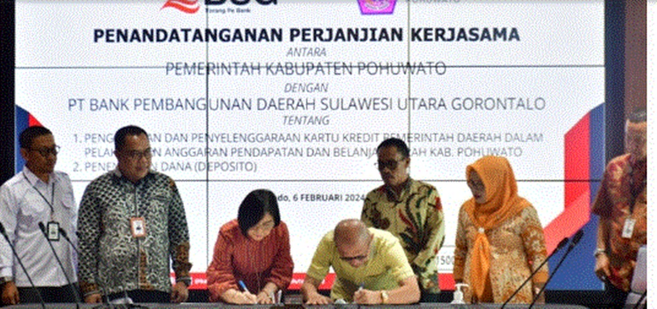 Penandatanganan Perjanjian Kerja Sama antara Pemkab Pohuwato dengan Banks Sulut-Gorontalo (F:humas)