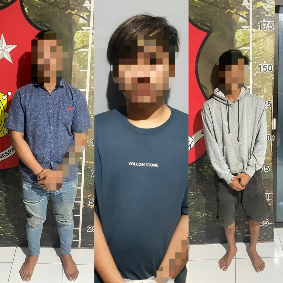 Para pelaku penganiayaan Terminal Andalas saat diamankan aparat  Kepolisian Polresta Gorontalo.(F:Hms-pol).