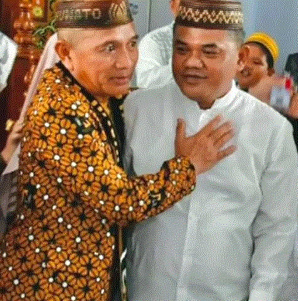 Bupati Saipul Mbuinga dan Ketua DPRD Nasir Giasi.(F:dok)