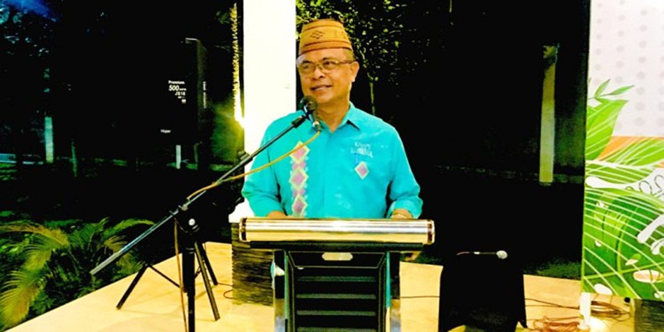 Sekda Ishak Ntoma menghadiri sekaligus membuka Musyawarah Daerah (Musda) ke-4 Majelis Daerah KAHMI dan FORHATI Kabupaten Bone Bolango, di Bandayo Rumah Dinas Bupati. (F.Indra)