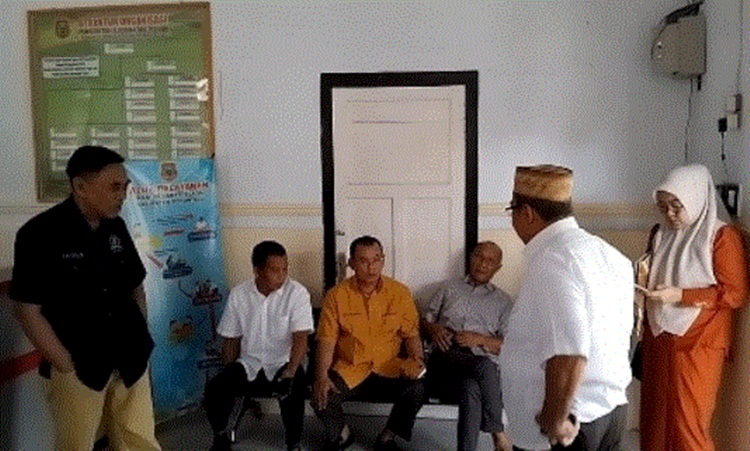 Kunker Komisi I Deprov ke Kantor Camat Telaga, tinjau pelayanan Publik.(F:humas)