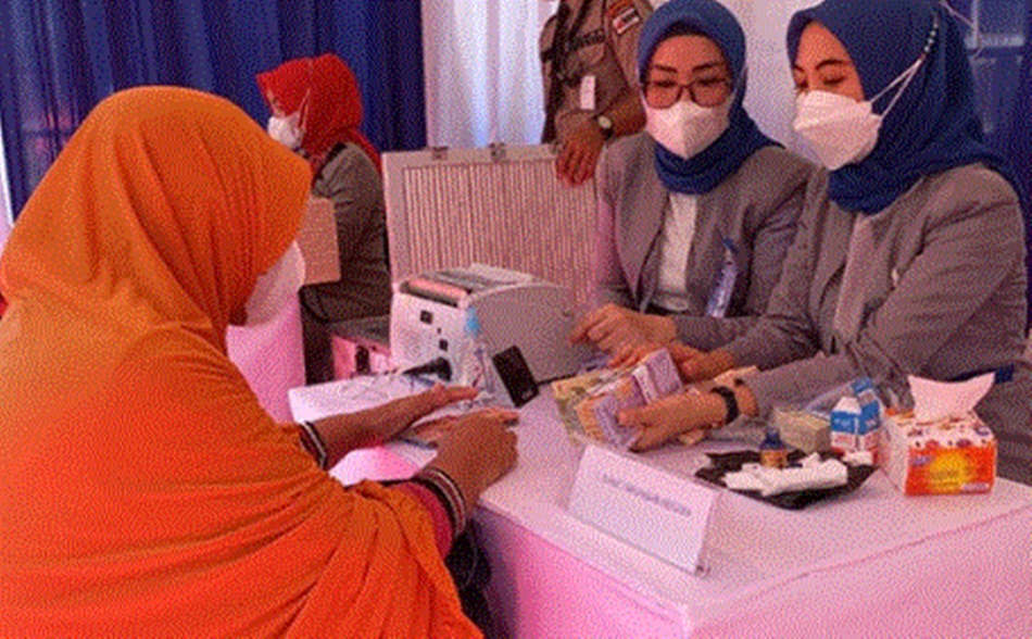 Selama 3 Hari layanan penukaran uang pecahan kecil yang dilaksanakan KPw Bank Indonesia Provinsi Gorontalo bersama Perbankan di Lapangan Taruna Remaja, Kota Gorontalo. (F:Ist)