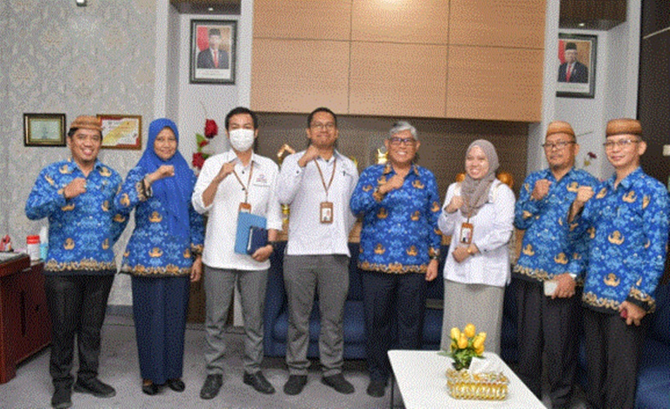Ombudsman Provinsi Gorontalo saat berkunjung ke Kantor Dinas PUPR-PKP Provinsi Gorontalo. (Foto: istimewa)