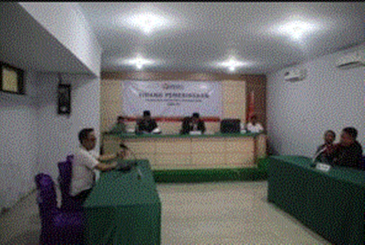 Suasana sidang di Bawaslu Kabupaten Gorontalo. (F:Ist)