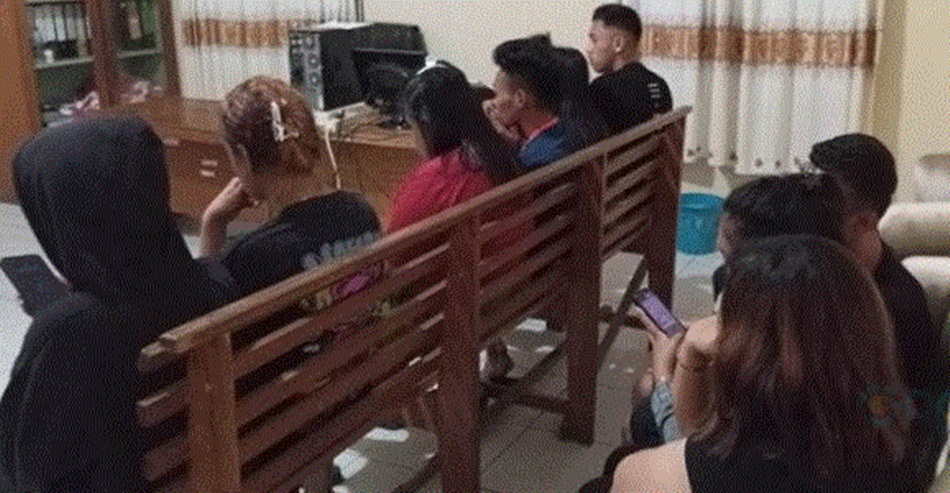 Pasangan muda-mudi di Pohuwato yang terjaring razia Satpol PP Provinsi dan Pohuwato (F: dok Satpol)