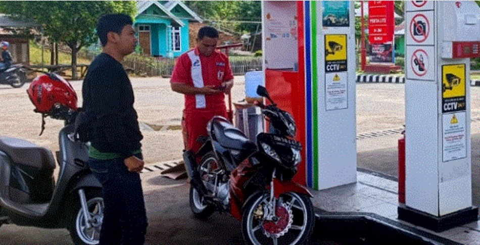 Satuan Reskrim Polres Boalemo melaksanakan Patroli ke SPBU di wilayah hukum Polres Boalemo. (F:hms-Pol).
