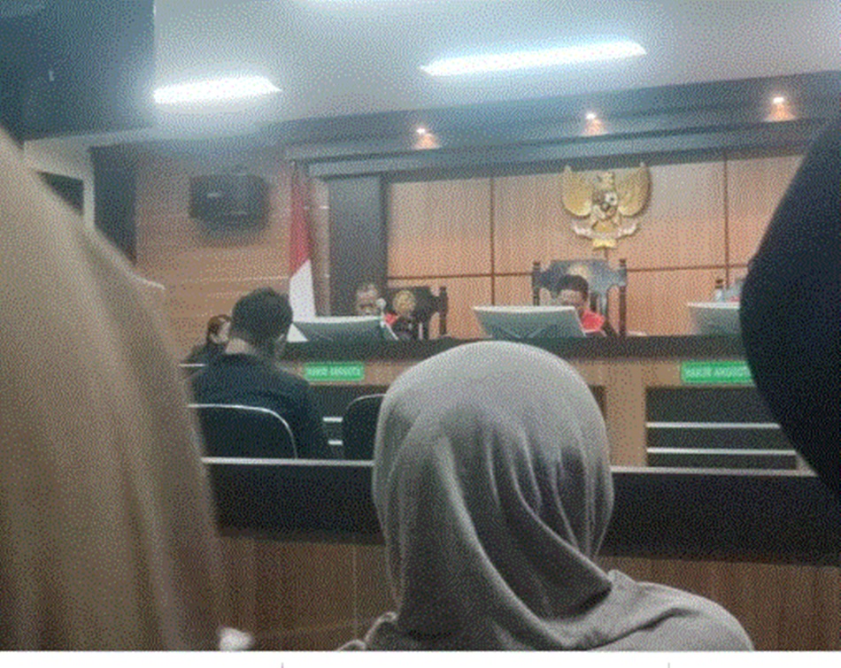Suasana sidang PN Gorontalo yang menjatuhkan  Vonis 7 Tahun Penjara Terhadap FA.(F:istimewa).