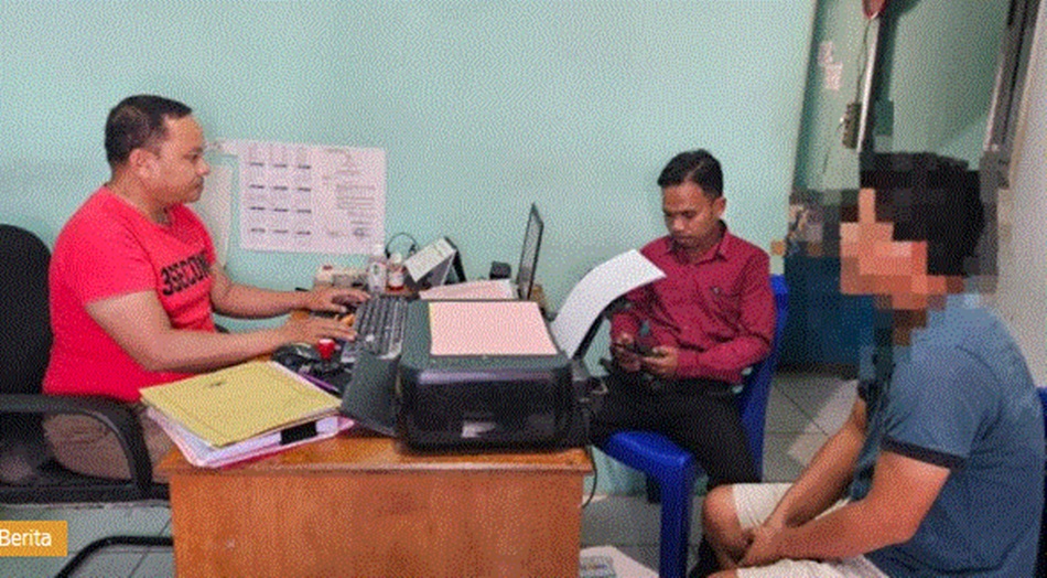 Tertangkap Tangan Bawa Ganja, Oknum Honorer Diamankan Sat Narkoba Polresta Gorontalo Kota(F:Hms-pol)