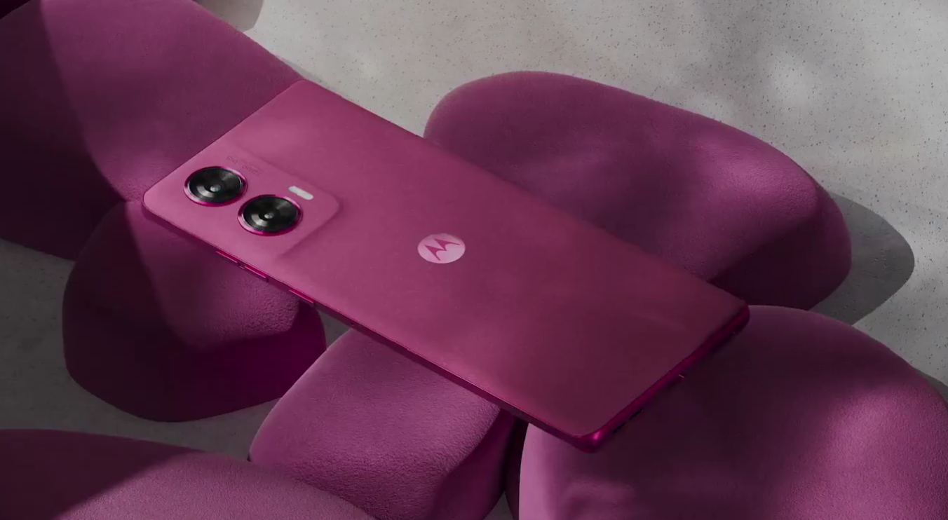 Bocoran Design Motorola Edge 50 Fusion (@evleaks)