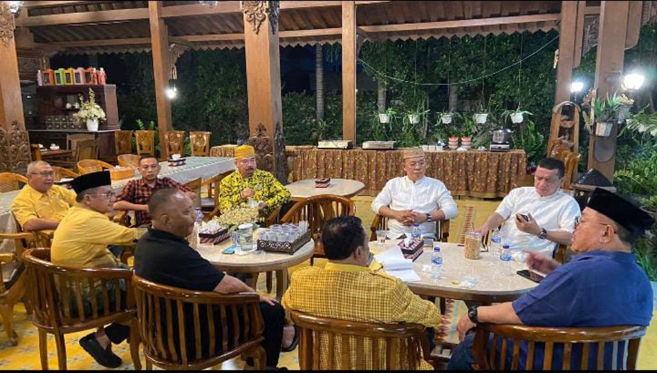 Para Kandidat Gubernur yang Bakal Diusung Partai Golkar dengan Ketua DPD I Partai Golkar Gorontalo, Rusli Habibie.(F:Istimewa)