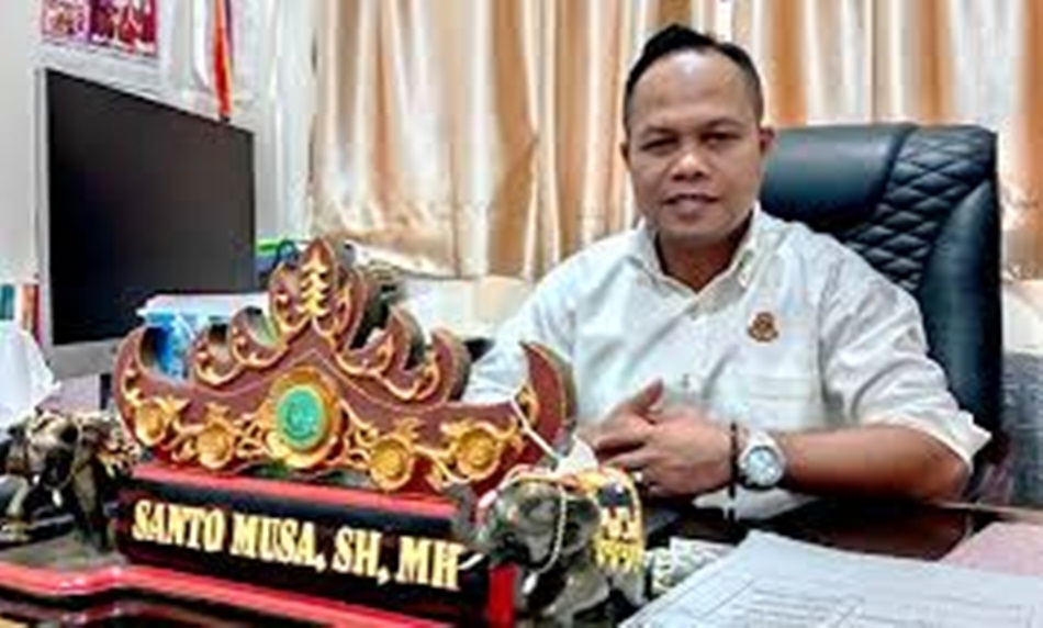 Kasi Intel Kejari Bone Bolango, Santo Musa (F:istimewa)