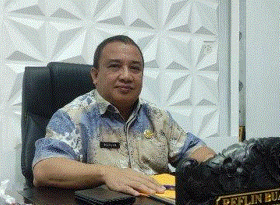 Kepala Biro Pemerintahan dan Kesejahteraan Rakyat (Pemkesra) H. Reflin Buata (F:ist )