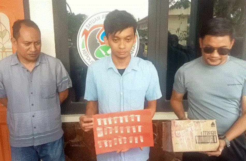 Polres Bone Bolango saat menunjukkan barang bukti (F:Hms-pol)