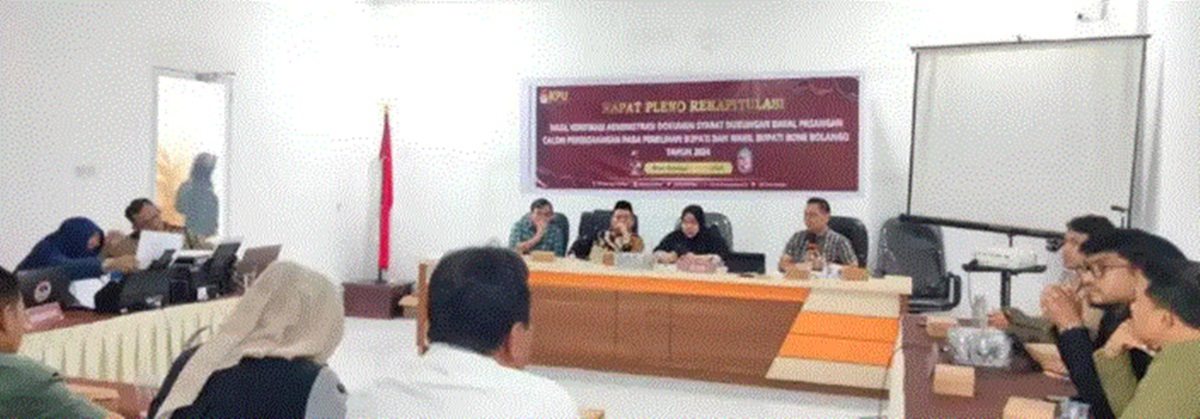 Rapat pleno KPU yang dihadiri oleh LO pasangan calon  Bawaslu Bone   Bolango yang bertempat di Ruang Aula KPU Bone Bolango.(F:Istimewa)