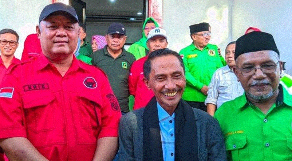 Pertemuan Nelson Pomalingo dan kris Wartabone untuk berkoalisi di Pilgub Gorontalo 2024. (F:istimewa).