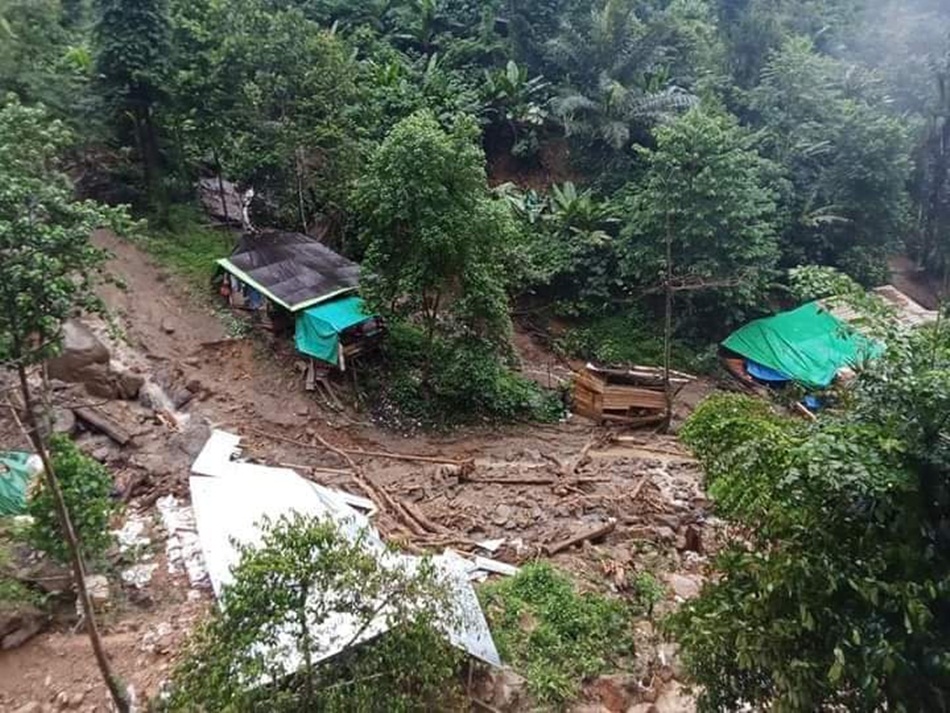 Lokasi longsor tambang Suwawa Timur Kabupaten Bone bolango Gorontalo.(Foto :WAG/FB)