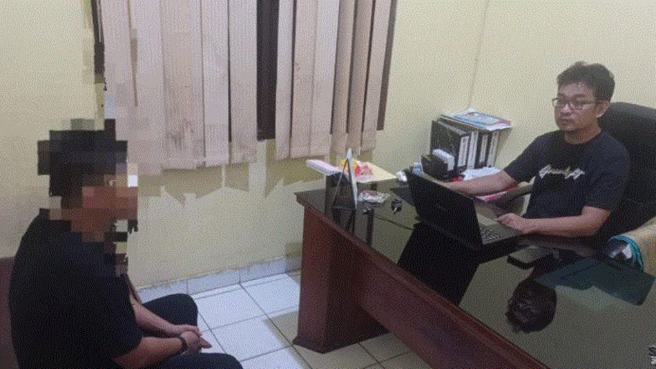 Asn yang juga konten kreator saat menjalani pemeriksaan (F:hms-pol)
