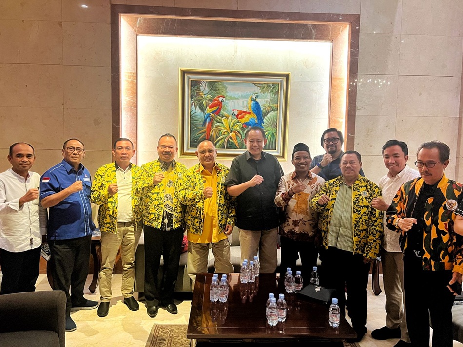 RH, El-Nino, RH, Gusnar saat temui Ketum Golkar Erlangga Hartarto (F:istimewa)