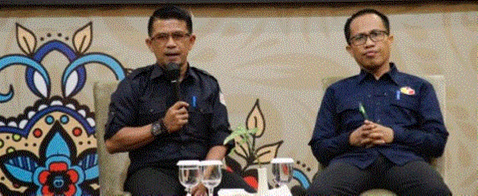 Anggota Bawaslu Provinsi Gorontalo Fadjri Arsyad saat paparkan Pemetaan Kerawanan Pemilihan 2024, di Hotel Aston. (F:humas)