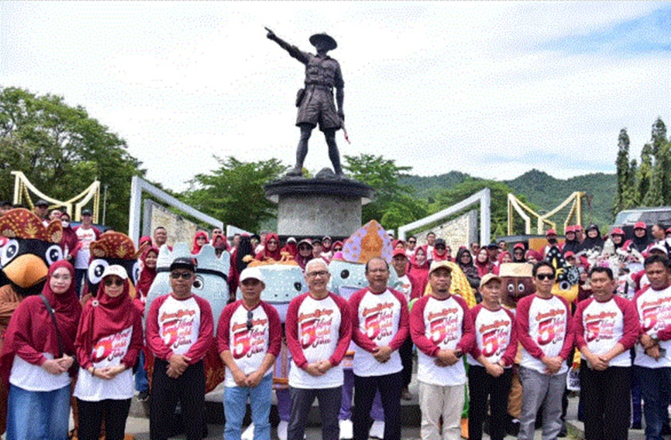 KPU provinsi Gorontalo gelar pawai sosialisasi tahapan Pilkada (F:ist)
