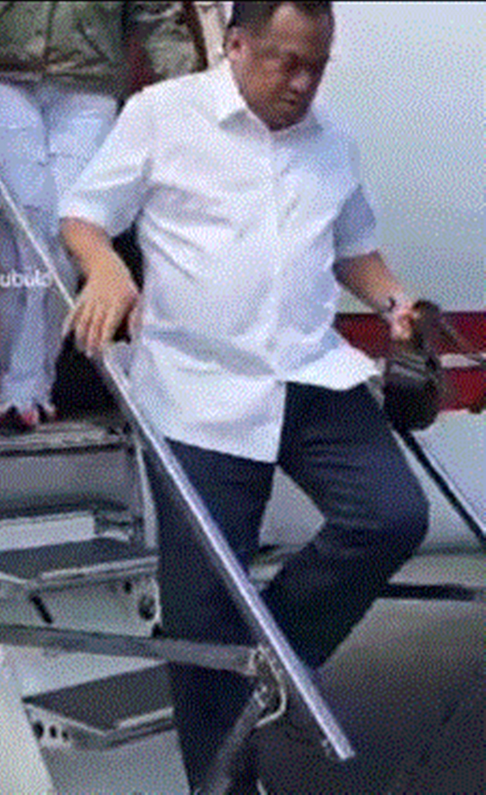 Rachmat Gobel saat tiba di Gorontalo menggunakan Private Jet hanya untuk hadiri  Pendaftaran Pasangan TULUS (F:ist)