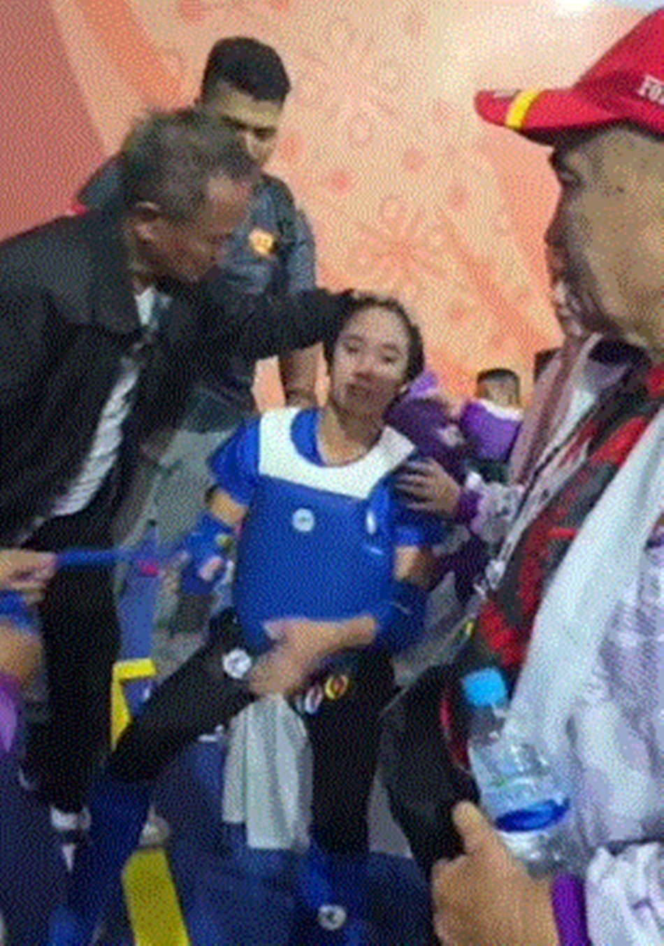 Atlet Cabor Muaythai Persembahan Medali Pertama Bagi Gorontalo  Atlet Muaythai Gorontalo Fatimah Catherina Husain usai melakoni pertandingan PON di Provinsi Aceh.(F:istimewa)