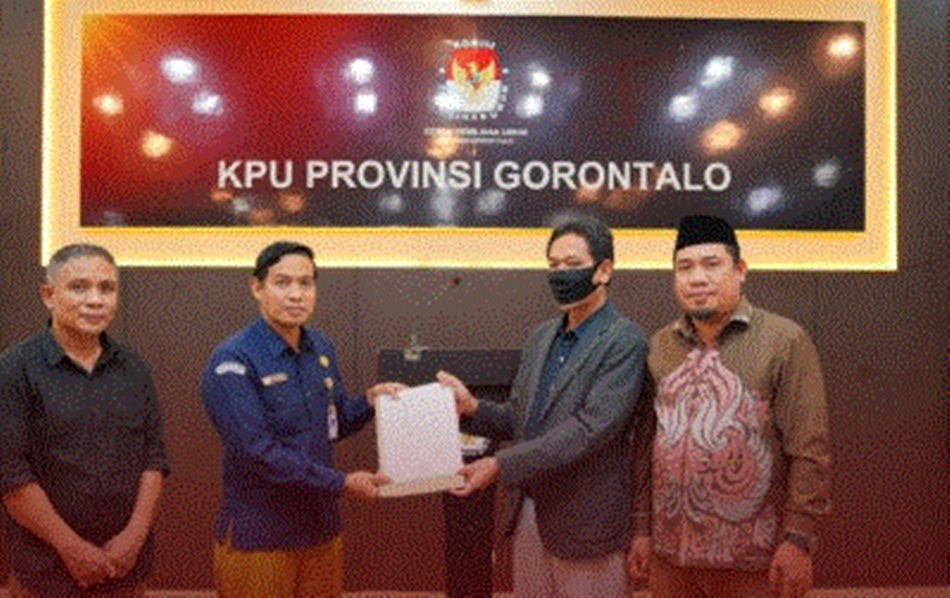 Suasana sertijab dan pisah sambut sekretaris KPU Provinsi Gorontalo.(F:humas)