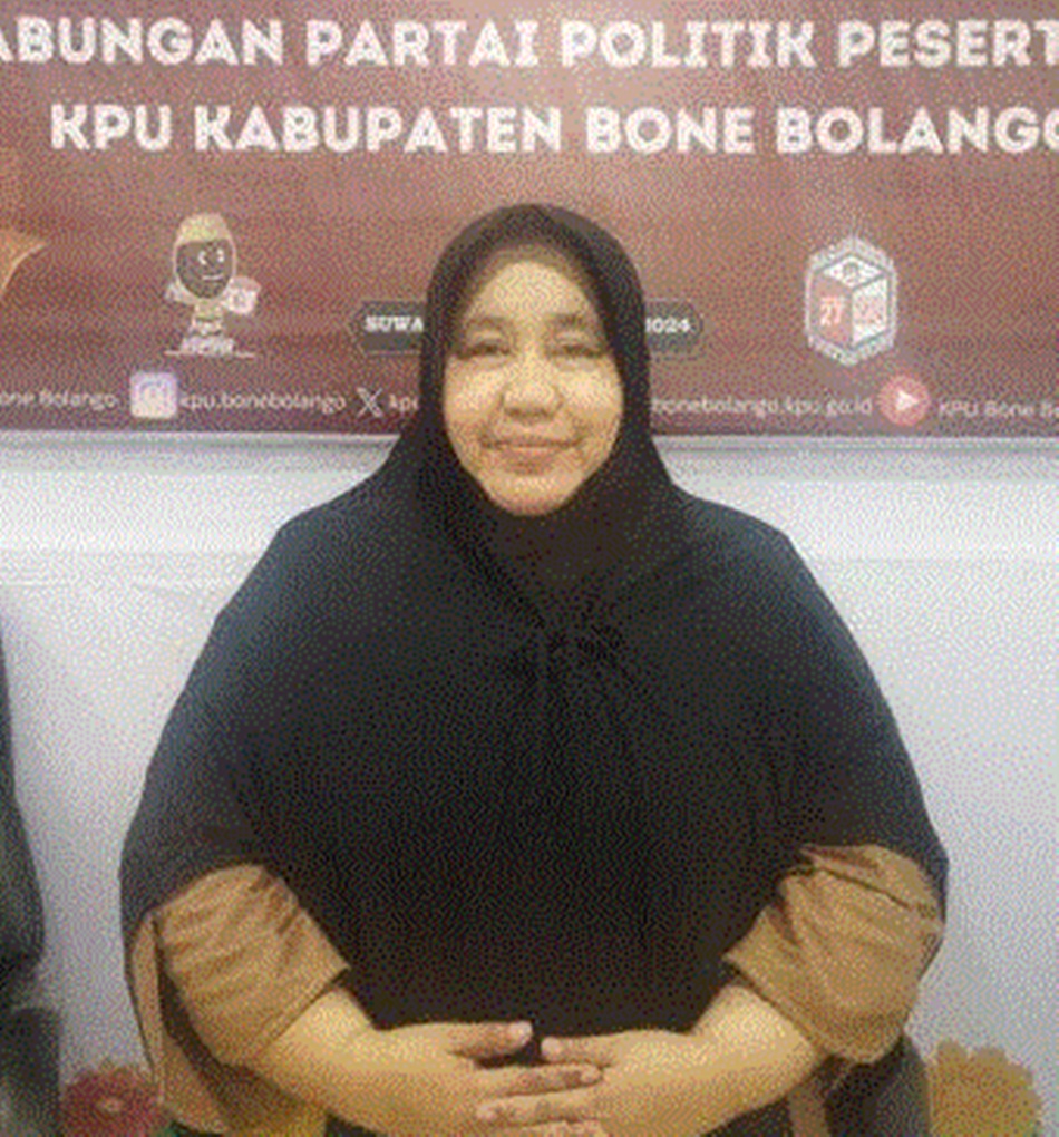 Ketua KPU Bone Bolango Sutenty Lamuhu (F:dok KPU)