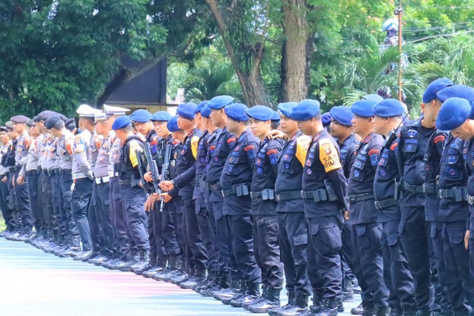Polda Gorontalo meningkatkan kesiapsiagaan dengan mengerahkan 562 personel dalam Operasi Mantap Praja.(F:hms-Pol)