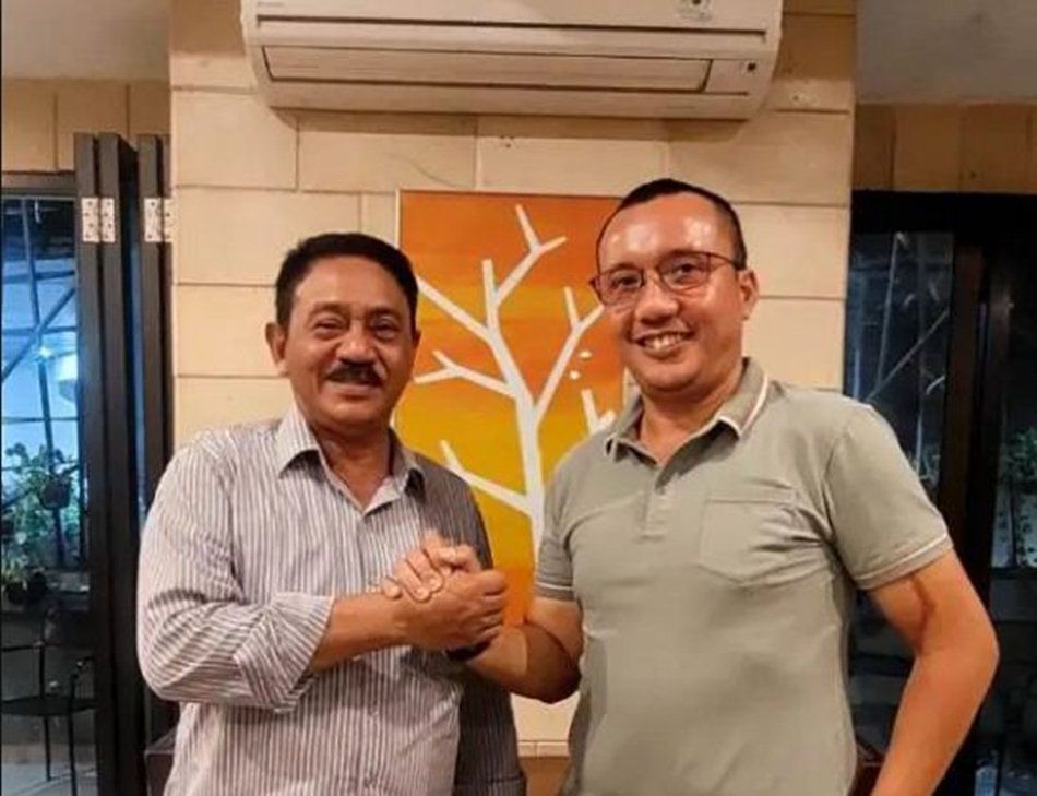 Pasangan Rum Pagau dan Lahmuddin Hambali (PAHAM) saat kampanye blusukan Desa Pentadu Timur, Kecamatan Tilamuta.(F: istimewa)