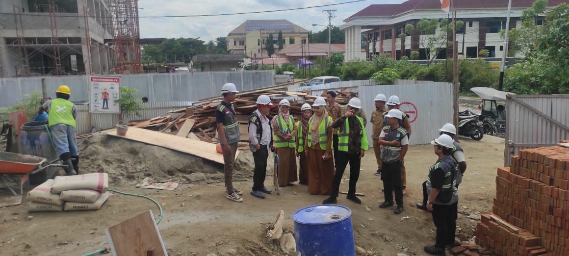 pemantauan dan evaluasi 38 paket pekerjaan di Provinsi Gorontalo.