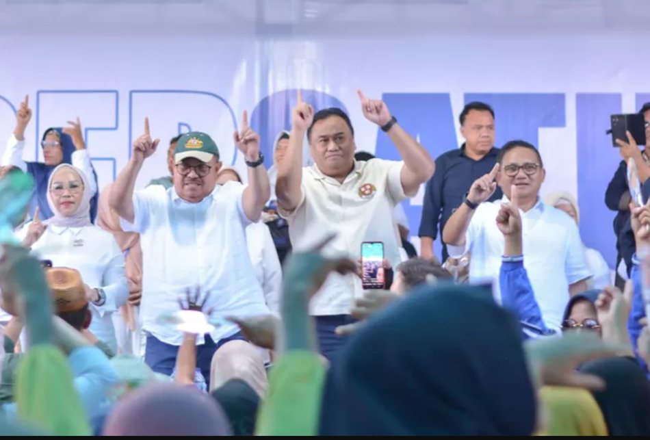 Paslon Tonny-Marten didampingi Rachmat Gobel lampaui Rival hasil Survei LKPI (f: ist)