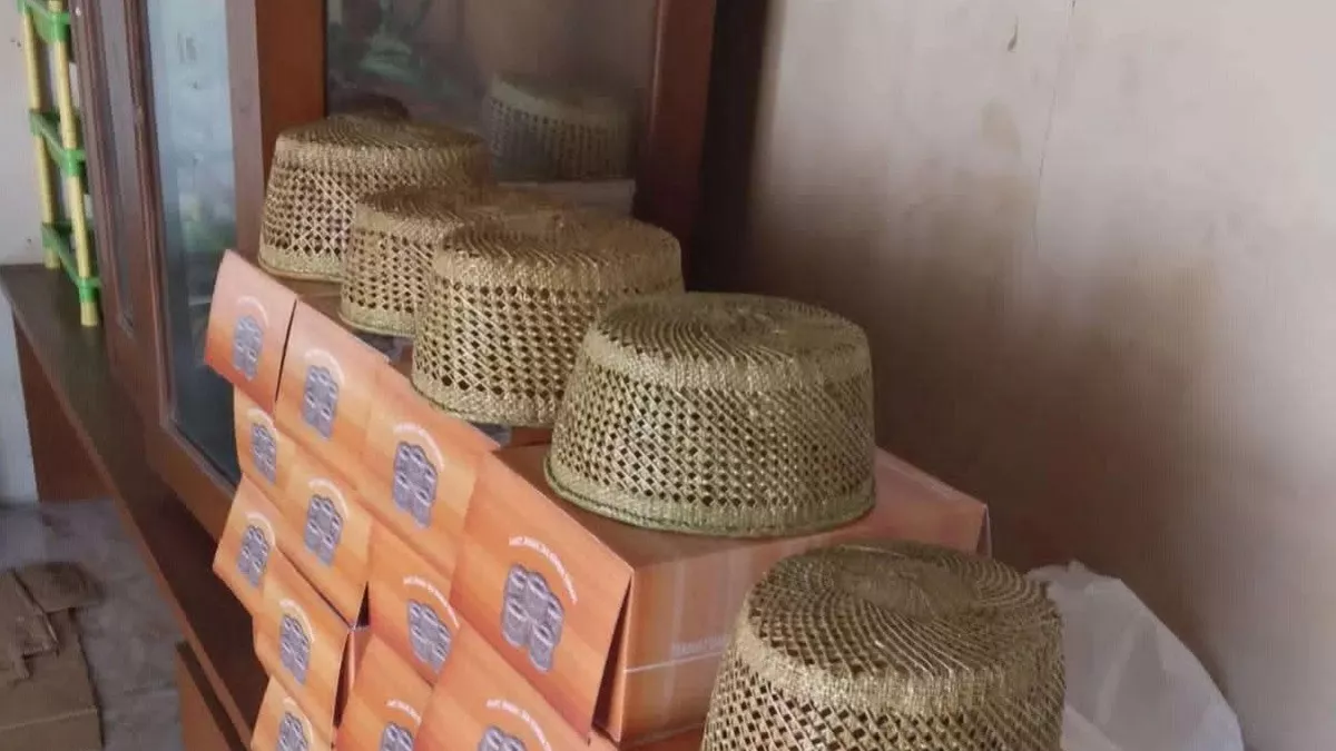 kopiah kerajinan songkok