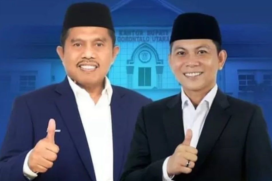 Pasangan calon Roni Imran dan Ramdhan Mapaliey (F:dok)