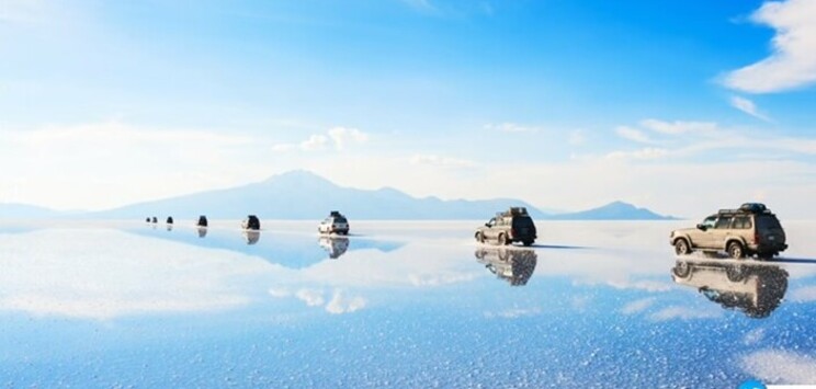 Salar de Uyuni, Bolivia: Cermin Alam Terbesar di Dunia