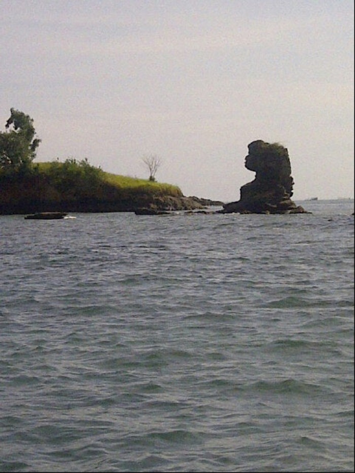 pemandangan sekitar batu nona
