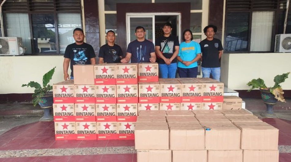 Polresta Gorontalo Kota mengamankan 108 dus minuman keras dalam operasi penyakit masyarakat Otanaha II 2024. (F:hms-Pol)