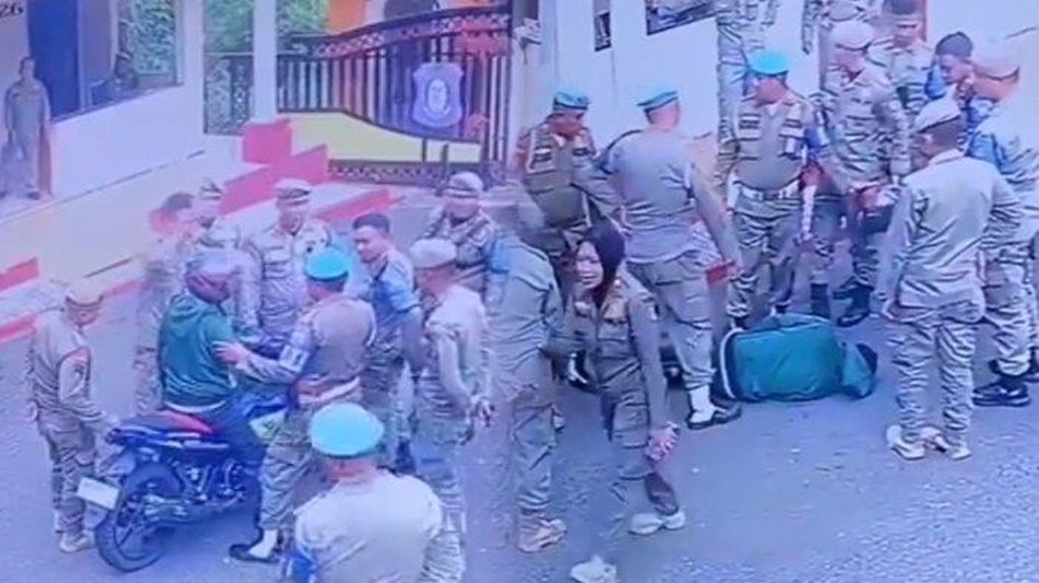 tangkapan layar video yang viral di media sosial facebook.(F:ist)