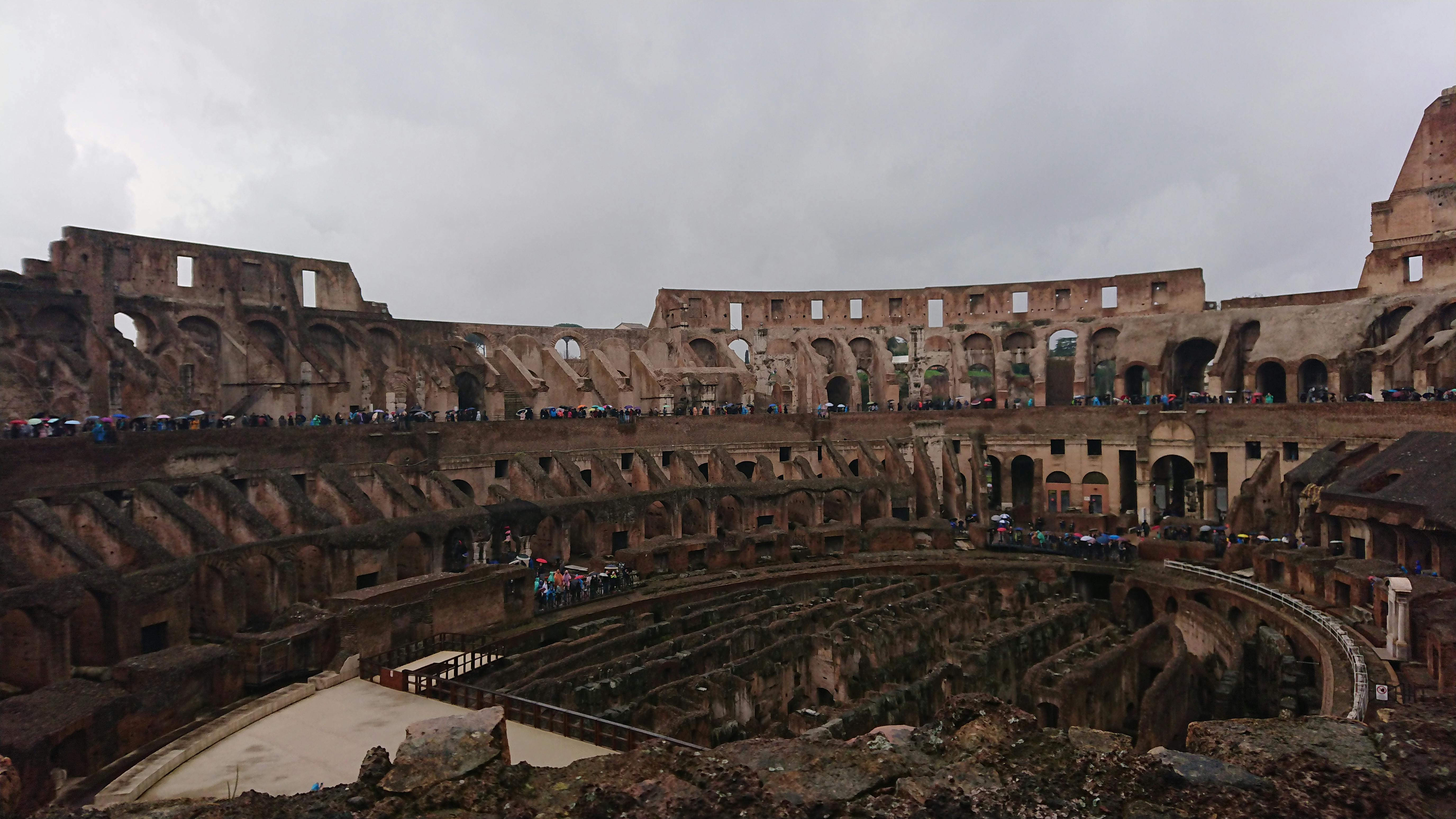 tempat pelaksanaan pertunjukan gladiator