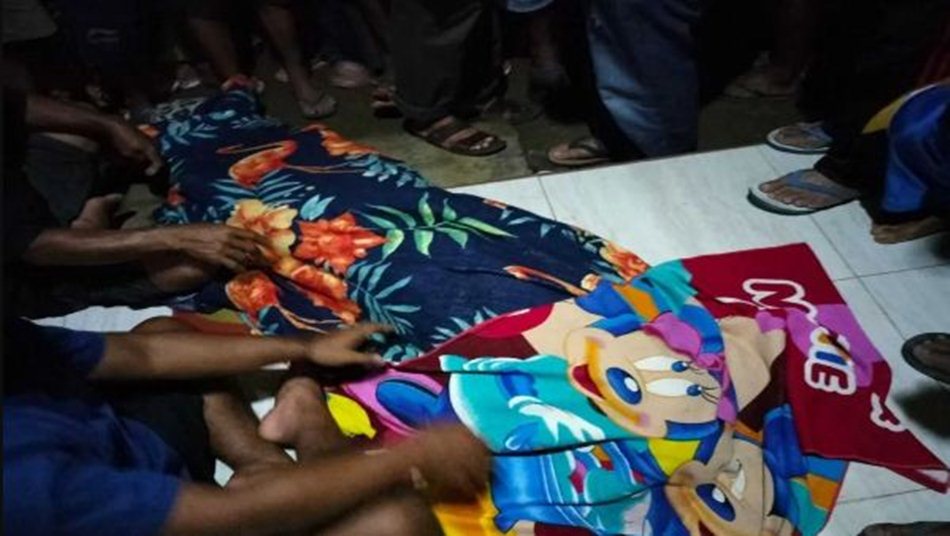 korban dibawa ke Rumah Sakit Bhayangkara Gorontalo untuk diautopsi. (F:hms-Pol)