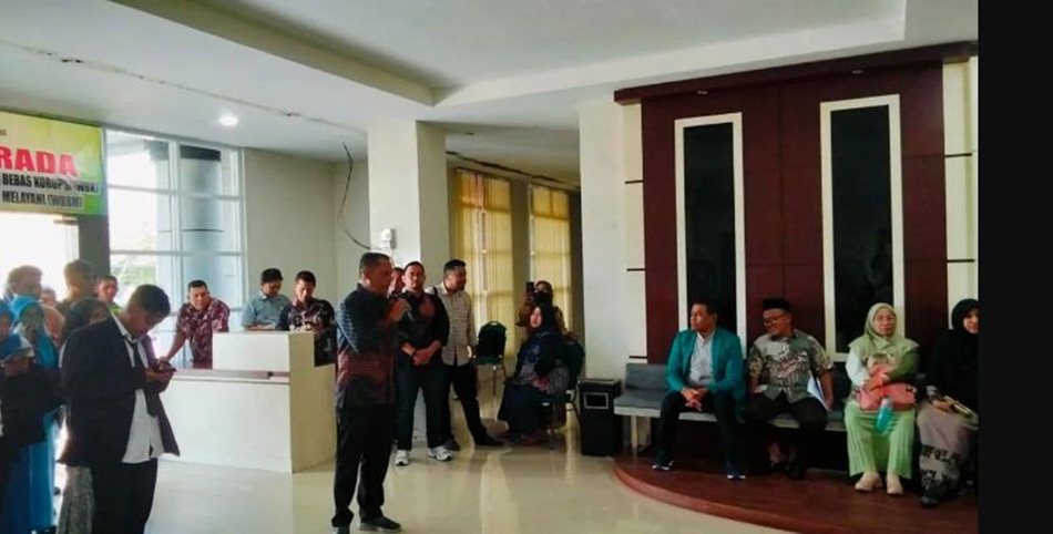 Demo dosen IAIN Goorontalo (F:Ist)